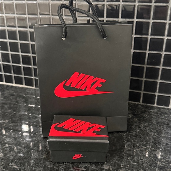 Keychains - Picture 2 of 9